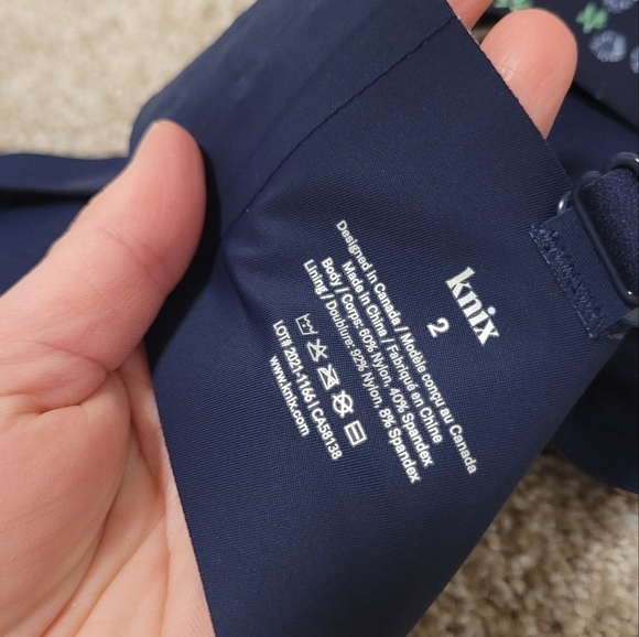 Knix Women's Navy Colorful Floral Padded Bra Size 2 - Picture 5 of 5